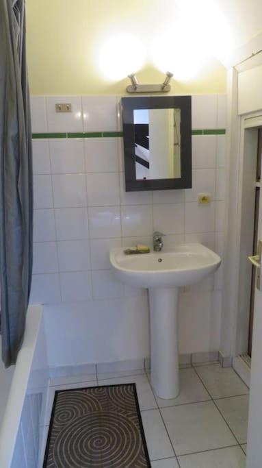 Loft De 53 M2 Centre Ville Blois,Tv Экстерьер фото